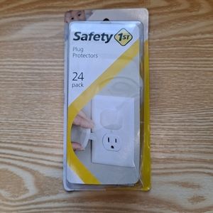 Safety 1st Plug Protectors and Nasal Aspirator